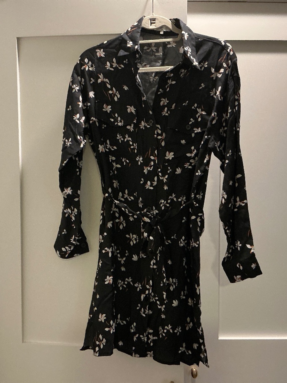 Women’s FRNCH Paris  black floral shortdress with tie and button front